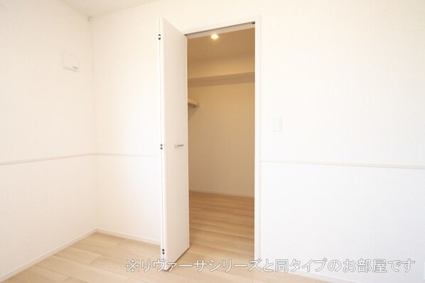 野里駅 徒歩29分 1階の物件内観写真